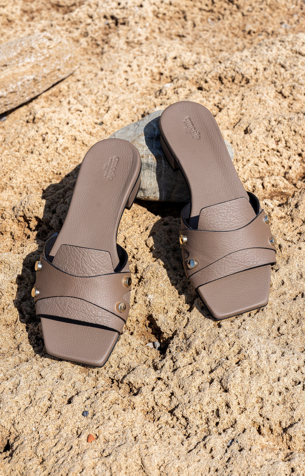 Ciabatta Elegance in Pelle di Vitello Color Taupe