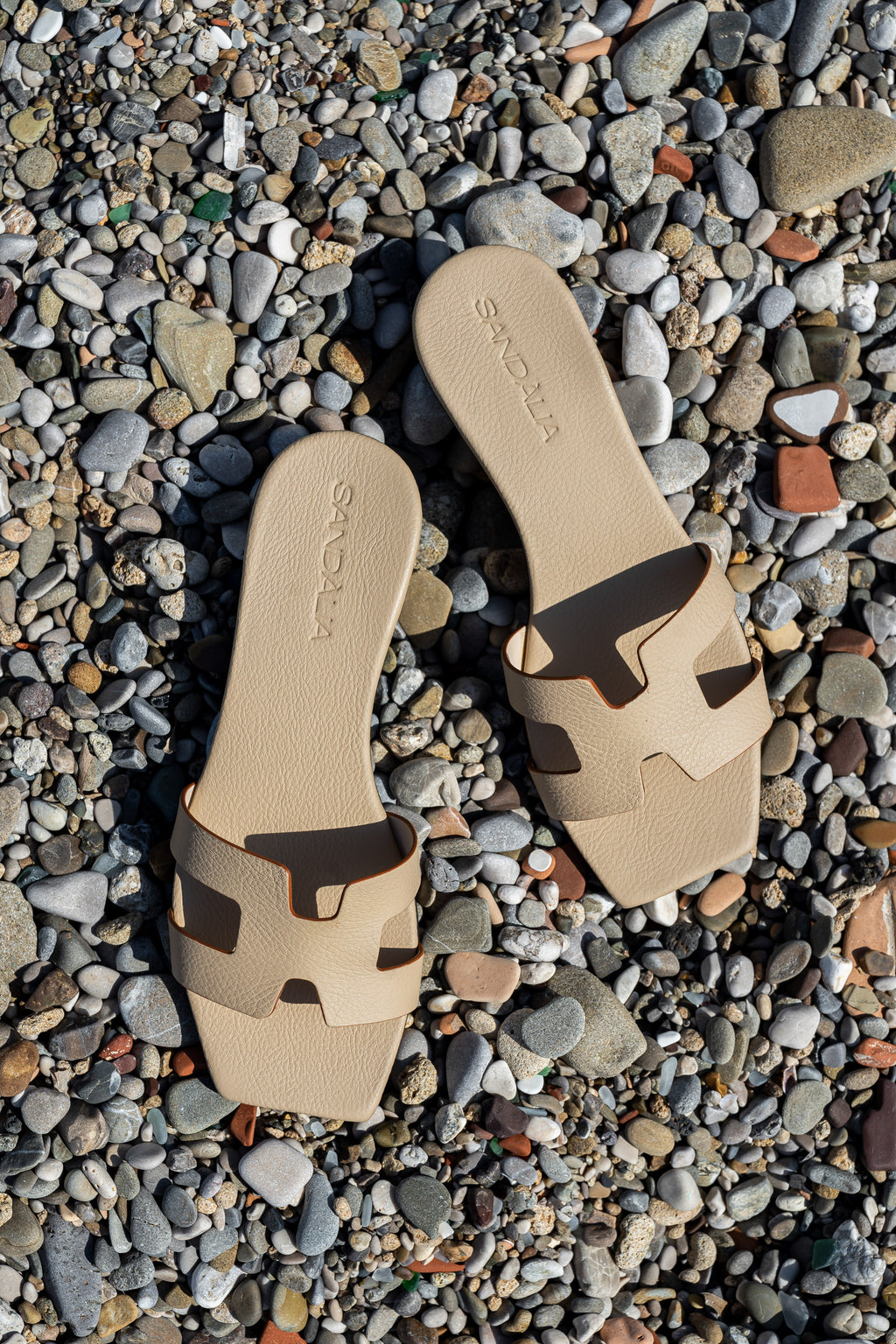Ciabatta Elegance in Pelle di Vitello Color Beige Naturale